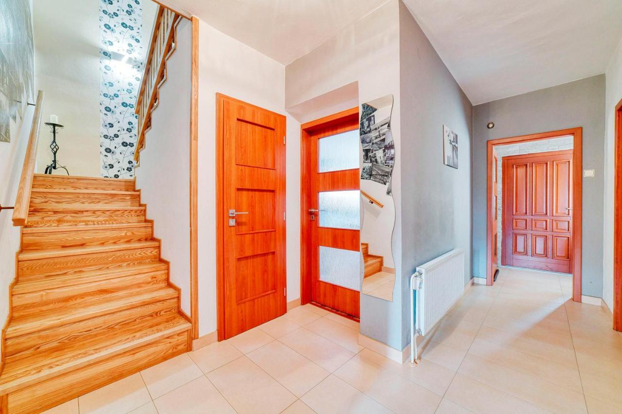 マリアーンスケー・ラーズニェ Wellness House Ladova Streetヴィラ エクステリア 写真